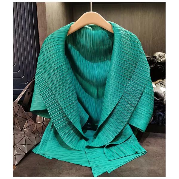 High-End Summer Jacket with Niche Design Pleated Top New Style Large Lapel Loose Casual Solid Color Irregular Dye Processed