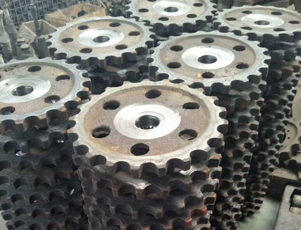 Volvo EC360BLC Rear Wheel Sprocket / Large Roller Chain Sprockets Wear Resistance