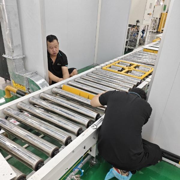 Ligne de montage de climatiseur automatique - configurations semi-automatisées/entièrement automatisées