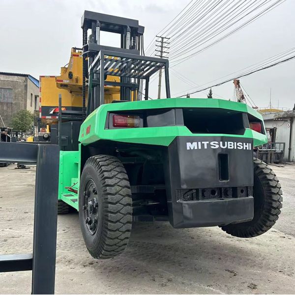 Used FD160 Mitsubishi Forklift Trucks Diesel 16 Ton Forklift With Automatic Pallet Truck