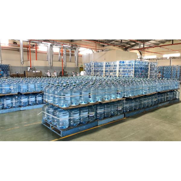 1.38kw SUS316 Filling Capping Machine 18.9L Bottle Water Making Machines