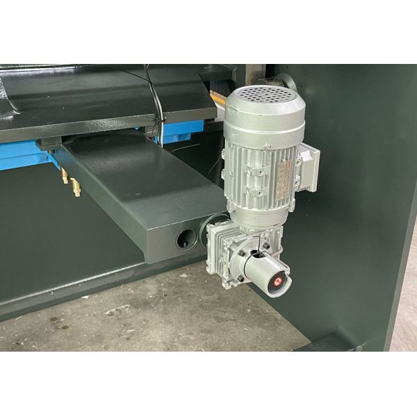 3200mm Blade Length Hydraulic Guillotine Shear CNC Cutting Cutter For Sheet Metal Fabrication