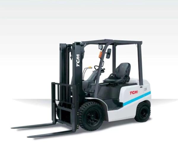 Printing Shops Boost Productivity with Low-Priced Japan Made FD30 Forklift