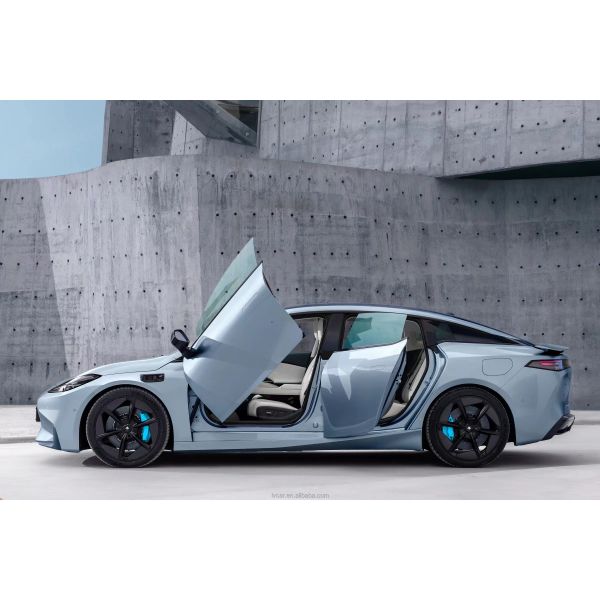 Hyper GT La combinación definitiva de estilo y rendimiento en un coche deportivo eléctrico