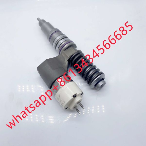 Demanda de mercado grande para los inyectores comunes diesel de alta calidad BEBE4B17102 RE517659 del carril