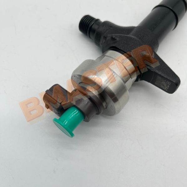 Diesel Denso Injector With 4JJ1 Engine 2950501710 8-98238318-0 Diesel Fuel Delivery Component