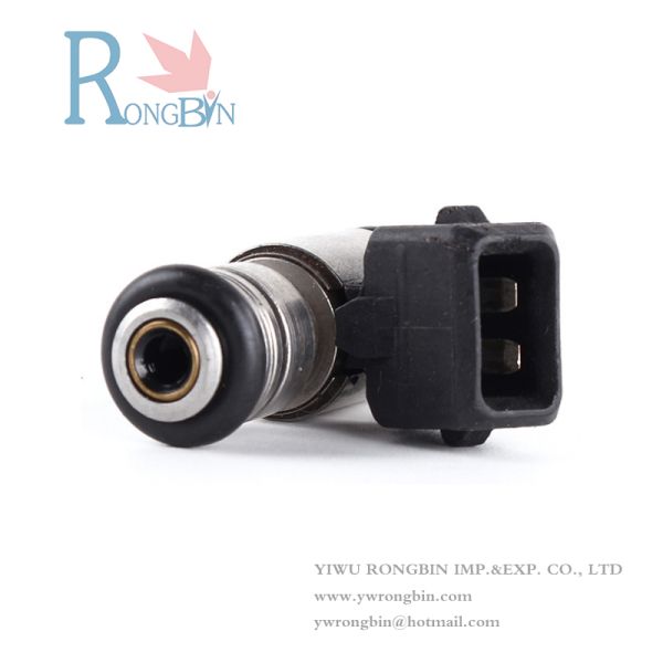 Auto Spare Parts Fuel Injector Nozzle IWP095 For CHERY Fiat Doblo Palio Panda Punto Van Seicent Lancia 71719101 46433547