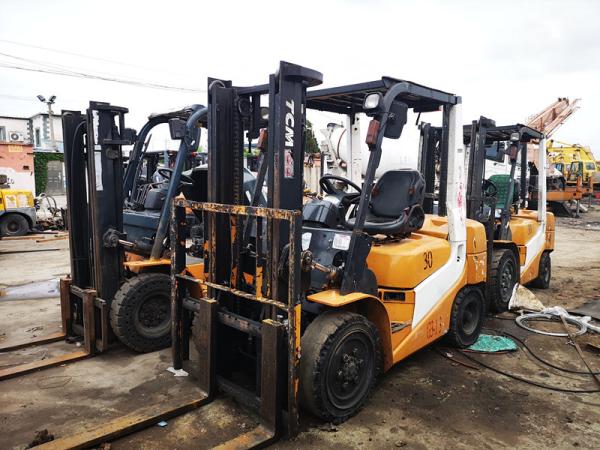 secondhand cheap Used 3 ton forklift TCM FD30 diesel forklift
