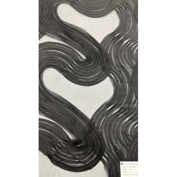 Tejido de lujo con plieges blancos duraderos y elegantes Tejido de bordado con plieges lujosos Oportunidades de bodas y cumpleaños Alta calidad