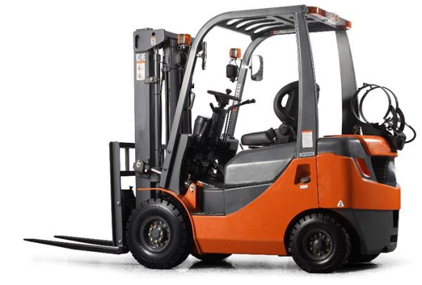 Caminhão de empilhadeira de 1,5 toneladas duplo do gás do motor do japonês 6m do combustível