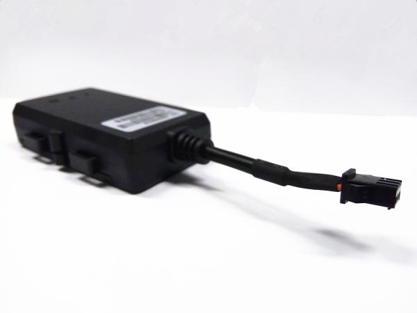 5m Accuracy Waterproof NB - IoT GPS Device for Motorcycle With Multiple Platform