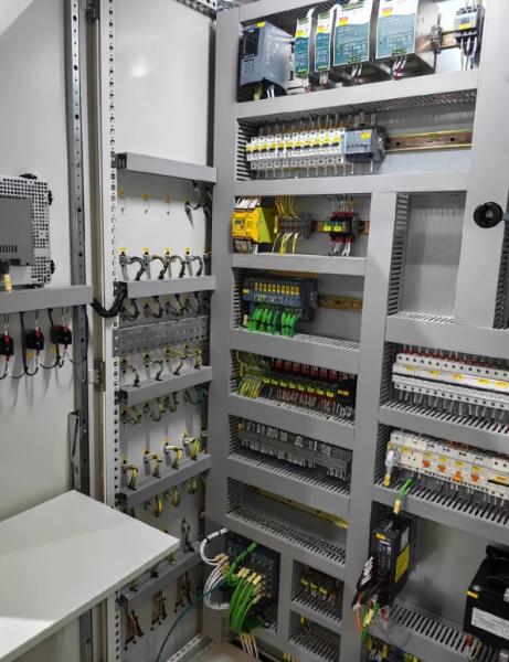 Sistema de automatización de edificios IO Panel de distribución de energía del gabinete de control