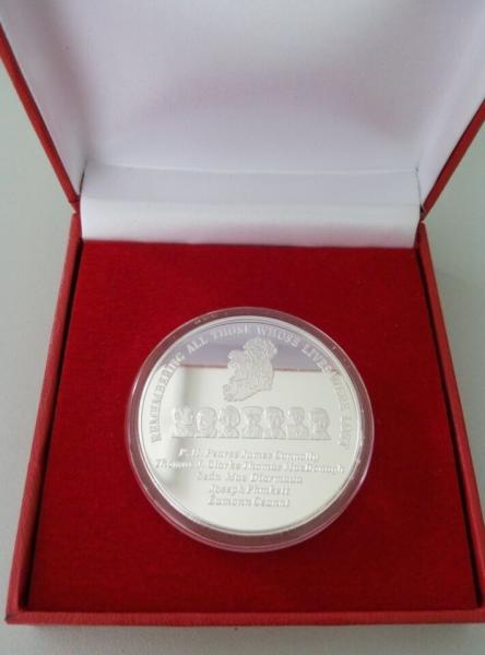 gold plated coin / commemorative coin