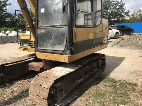 Em bom estado, máquina de escavação hidráulica de segunda mão Caterpillar E70B tipo Crawler com potência de 40,3kw
