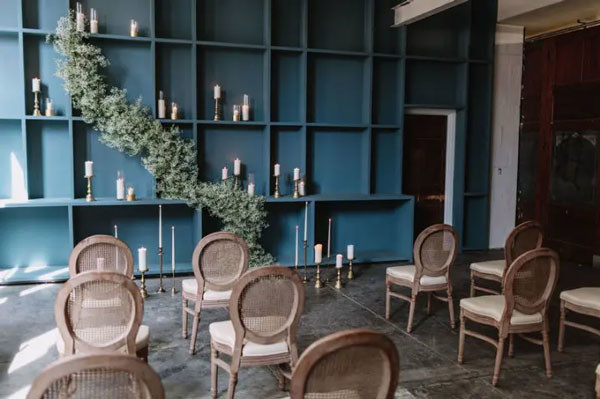 Банкет свадьбы Hall предводительствует для арендной круглой задней части деревянного Луис тросточки 50x55x91cm