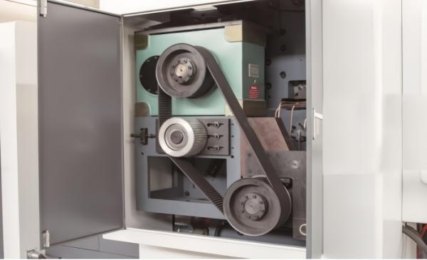 Cardboard Sheet Thickness 0.1-3mm Foil Hot Stamping Machine With 0.1mm Die-Cutting Precision
