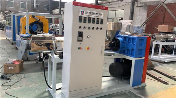 Automated SJ45 Melt Blown Machine , Pp Non Woven Fabric Making Machine