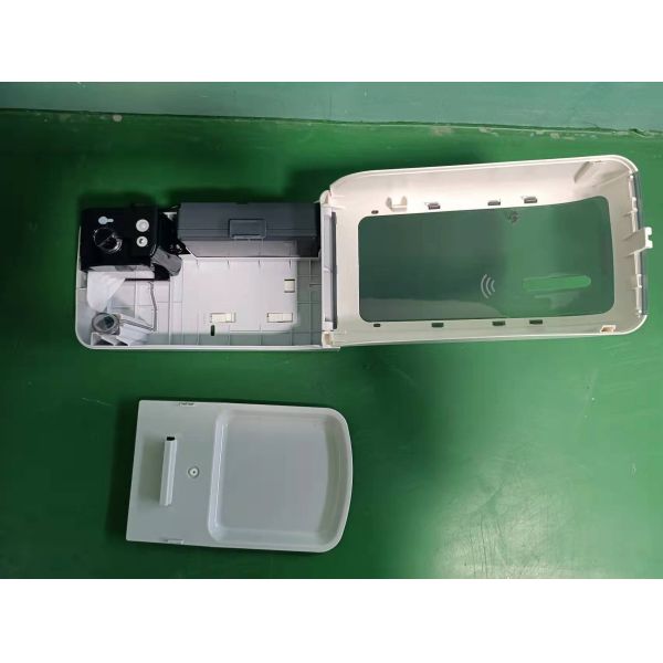 White Hospital Automatic Liquid Dispenser Sensor Wall Mounted