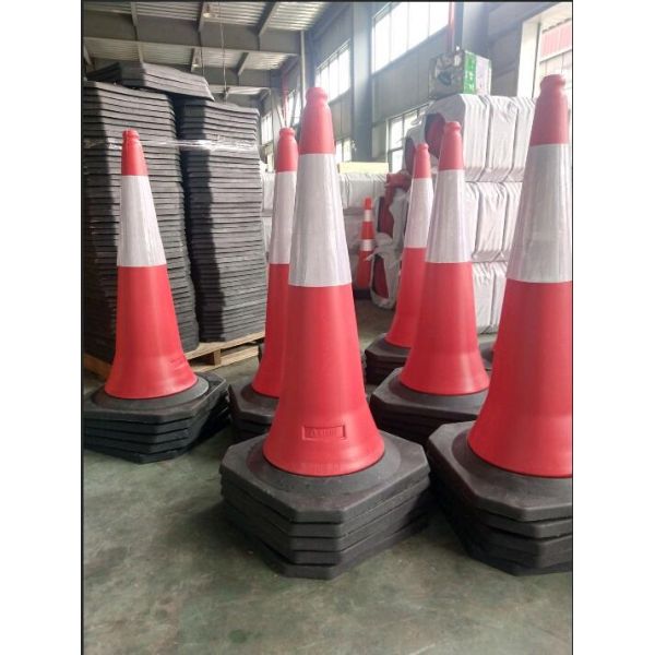 Wholesale Orange PVC Cone Traffic Cone for Road Safety Warning