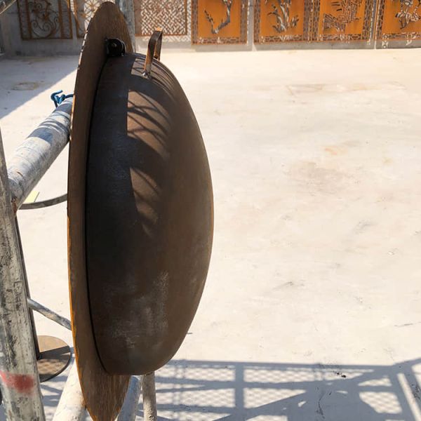 Rustic 80cm Wood Burning Fire Pits Wall Mounted Barbecue Grill Corten Steel Wall Hanging Grill