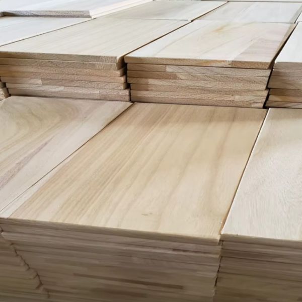 Боевые искусства, срывные доски, таэквондо для выступления.