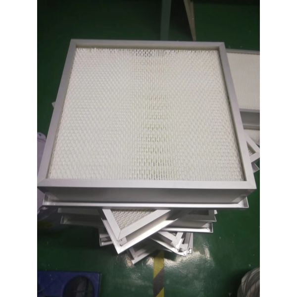 Mini-Pleated HEPA Air Filter with 1175x575x69mm Size, Less Than 200 Pa Initial Resistance and ULPA U15/U17 Standards for Cleanroom Terminal Filtration