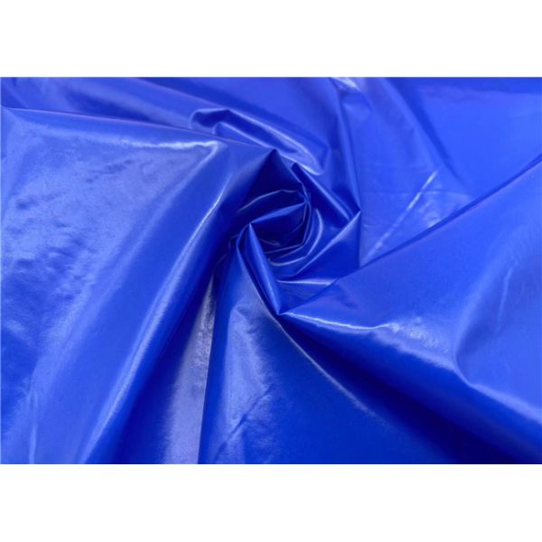 Лоснистый материал ткани 100 повторно использованный 380T вниз с PU куртки покрыл ткань тафты нейлона водоустойчивую