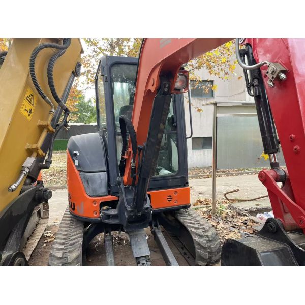 Original Japan Used Hitachi ZX35U-5N Mini Excavator In Excellent Condition/Used Japanese Mini Excavator With Swing Arm And EPA Engine