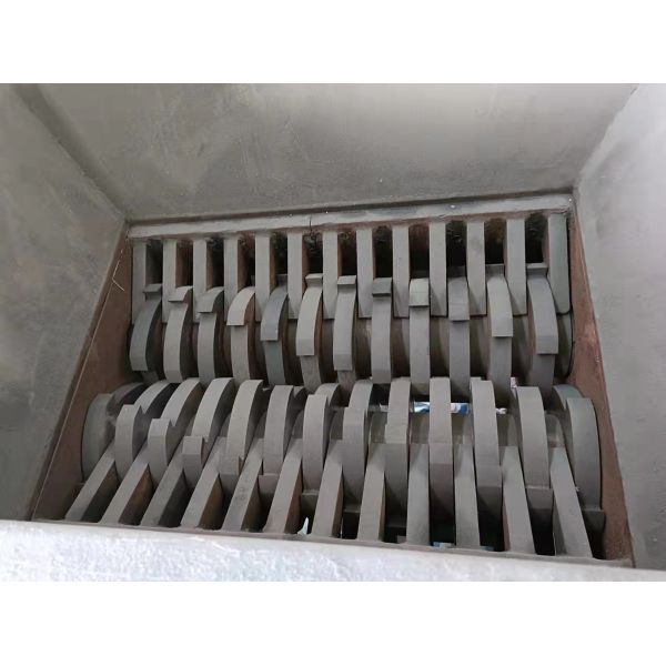 2*22kw Power 2-3 Ton/H Intelligent Scrap Metal Shredder Two Shaft
