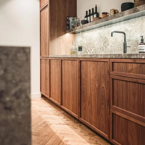 Customized Modern Luxury Modular Kitchen Cabinet Lacquer Wood Grain Kitchen Cabinet
