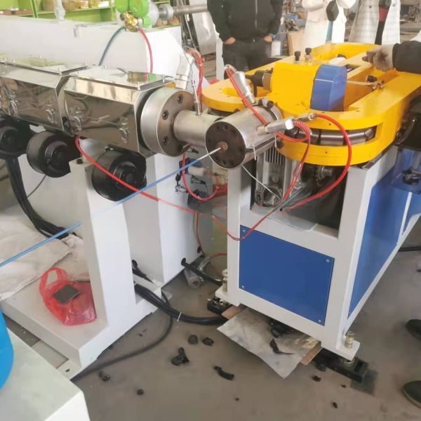 200 Kg/H Output PVC Single Wall Corrugated Pipe Extrusion Line Machine for Qingdao Port