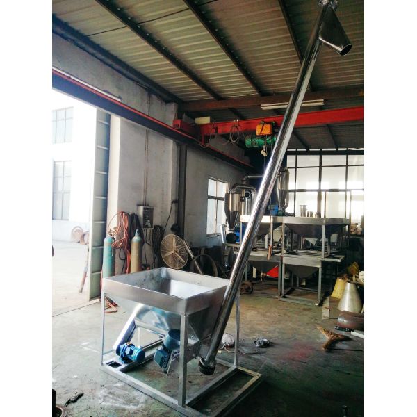 2.2kw 500kg / H Powder Feeder Machine Plastic High Speed Anti Adhesive