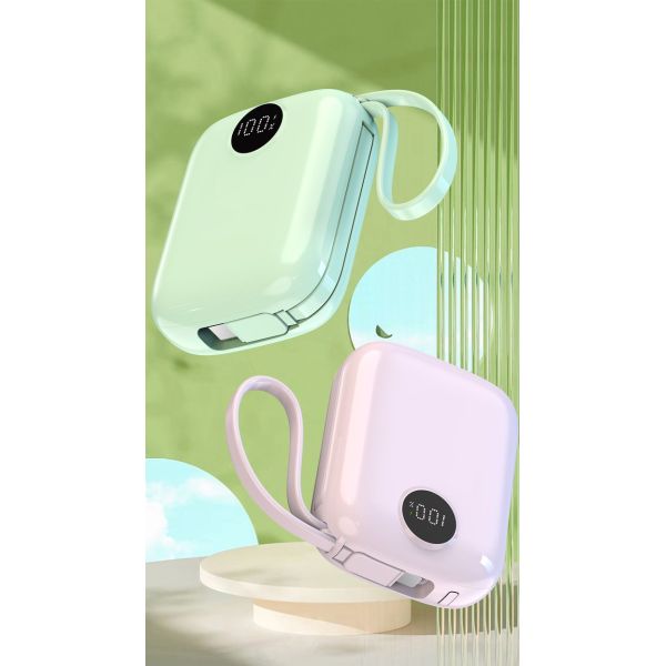 OEM 10000mAh Portable Charger 22.5W Super Fast Charging Power Bank With Data Cable