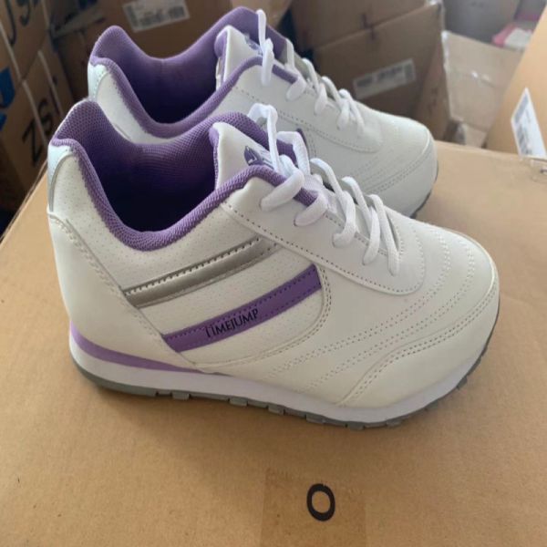 Ladies Sport Shoes Four seasons wear fashion and casual white color