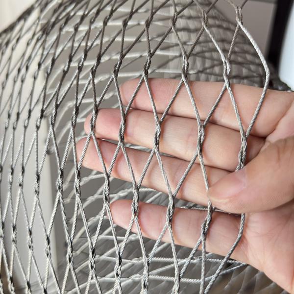 フェルールの階段手すりに使用するフレームが付いている適用範囲が広いステンレス鋼ケーブルの網