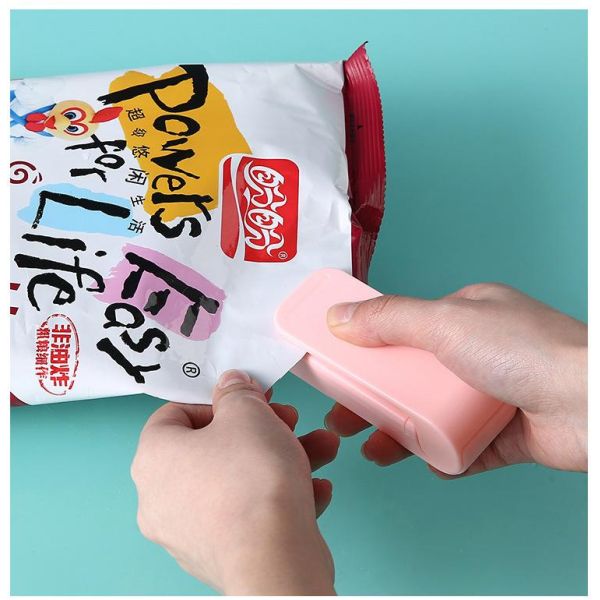 Kitchen/Camping/Picnic/Party Vacuum Food Sealer LOW NOISE Function Plastic Bag Sealer
