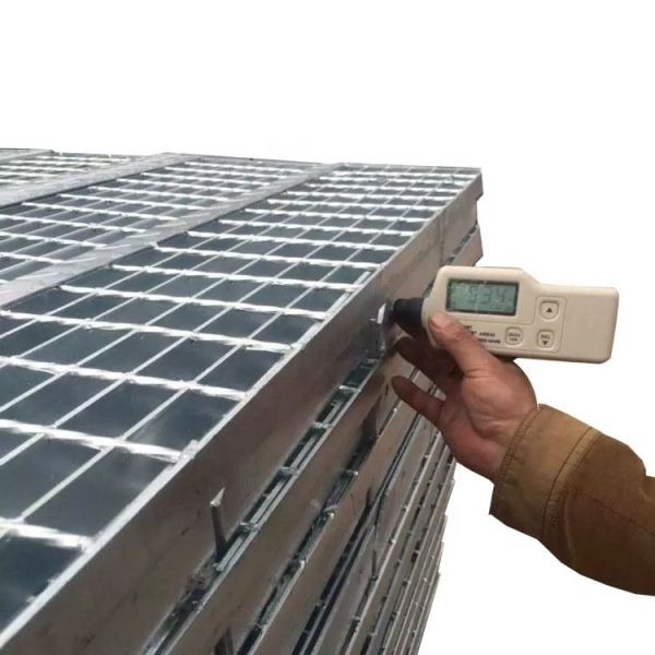 Serrated Stainless Steel Grating with 6x6mm Cross Bar