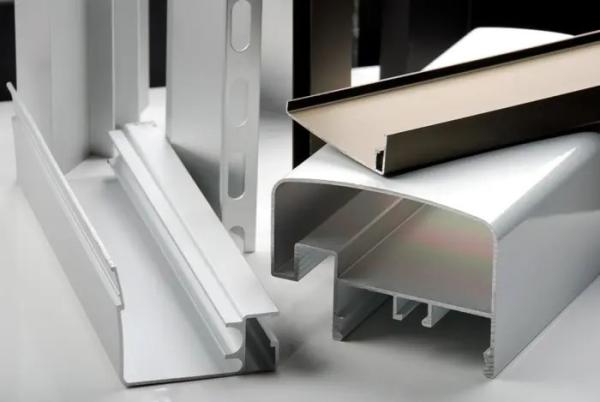 6061 6063 Extruded Aluminum Parts Custom With High Hardness HB>95