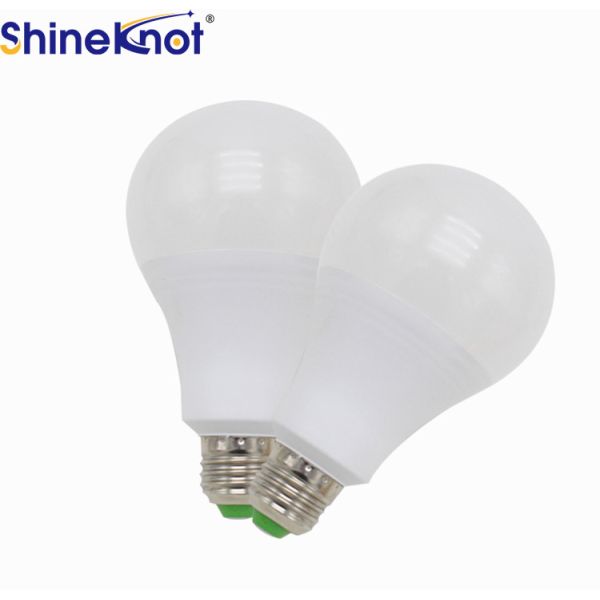 High Lumen LED Bulb for Perfect Commercial Applications in Aluminum Plastic Material
