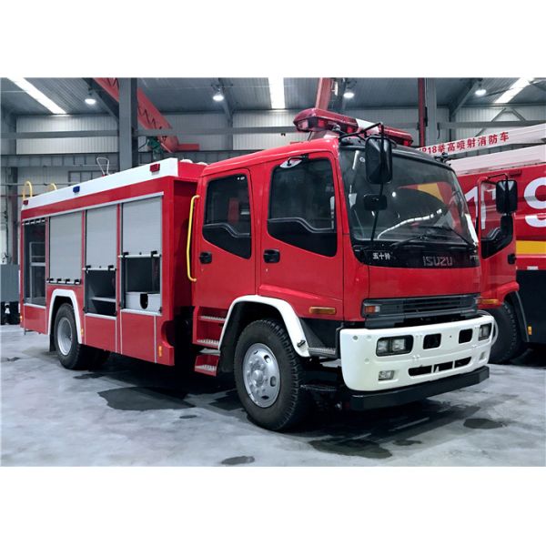 Тележка спасения лесного пожара 4 тонны противопожарной тележки, тележки пеногонного огнетушителя Исузу 4кс2