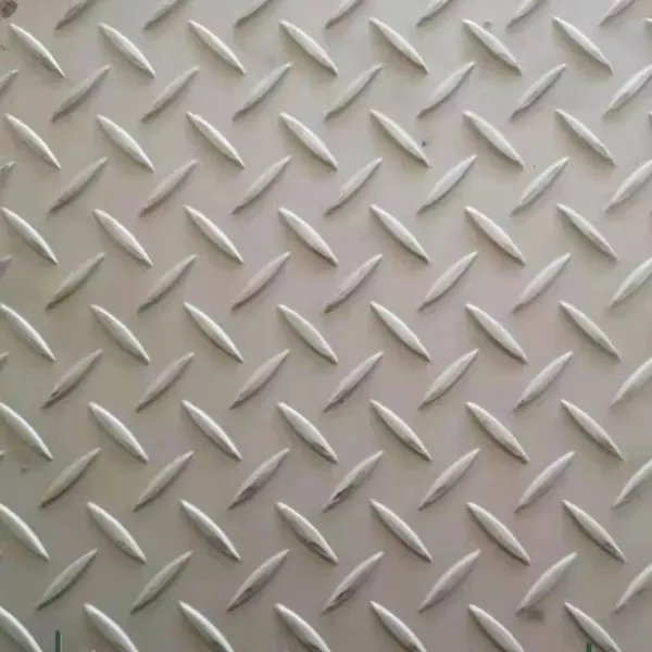 3mm Hot Rolled 304 Stainless Steel Checkered Plate with Checkered Surface