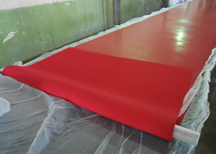 Лист высокой упругости промышленный резиновый для давления вакуума PVC прокатывая