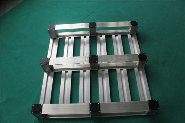 Anti Slip Sheet Metal Pallets Waterproof Non Skid Surface Easy Transport