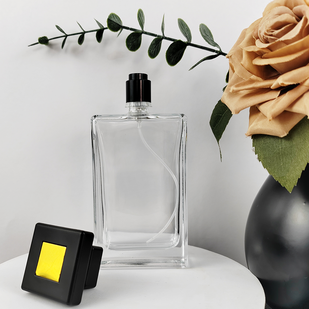 Botella de perfume de vidrio de 15 ml 30 ml 50 ml 60 ml 100 ml con caja de embalaje y material del collar