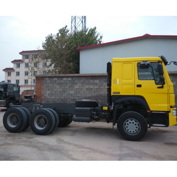 Used Heavy Duty 371HP 6X4 sinotruk Howo Tractor Head New truck tractors second hand cargo traktor Dump Truck