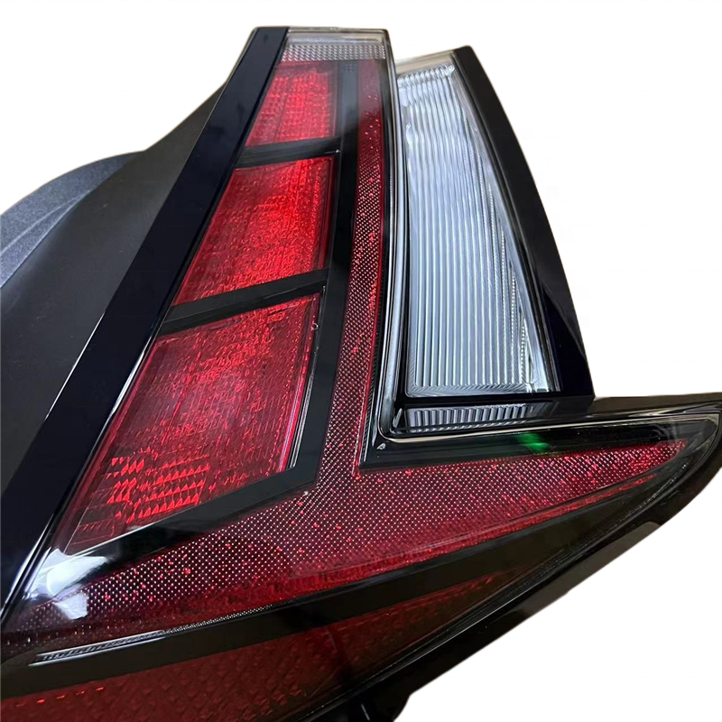 SONATA Generation 10 OEM 92401-A000 and 92402-A000 Rear Outer Tail Lamp Assembly