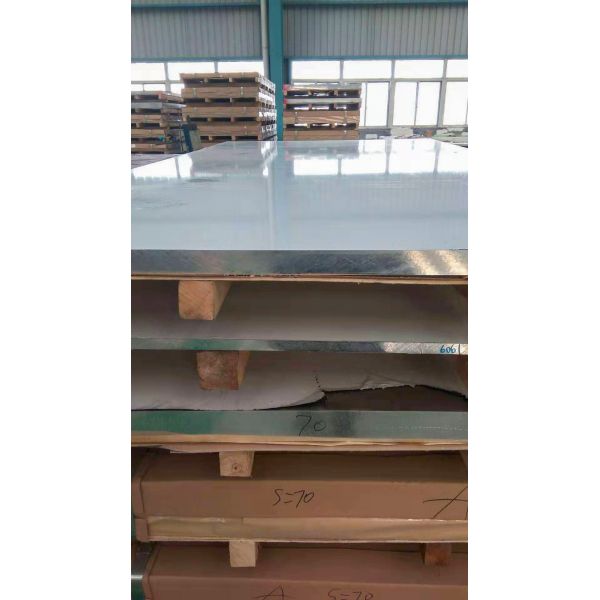 1060 Building Decoration Anodized Aluminum Plate Alumina 5 To 20 Microns