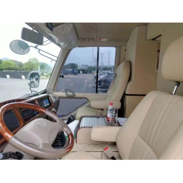 New Design Hot Sale Diesel Coaster Bus 30 Seaters Right Hand Toyo Ta Coaster Bus