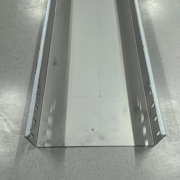 1.2mm-2.5mm Thickness Industrial Cable Tray Durable Solution For Cable Management