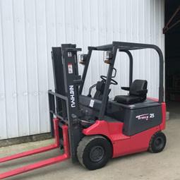 TCM NICHIYU 2.5 Ton Second Hand Electric Forklift 3m Lifting Height Made In Japan